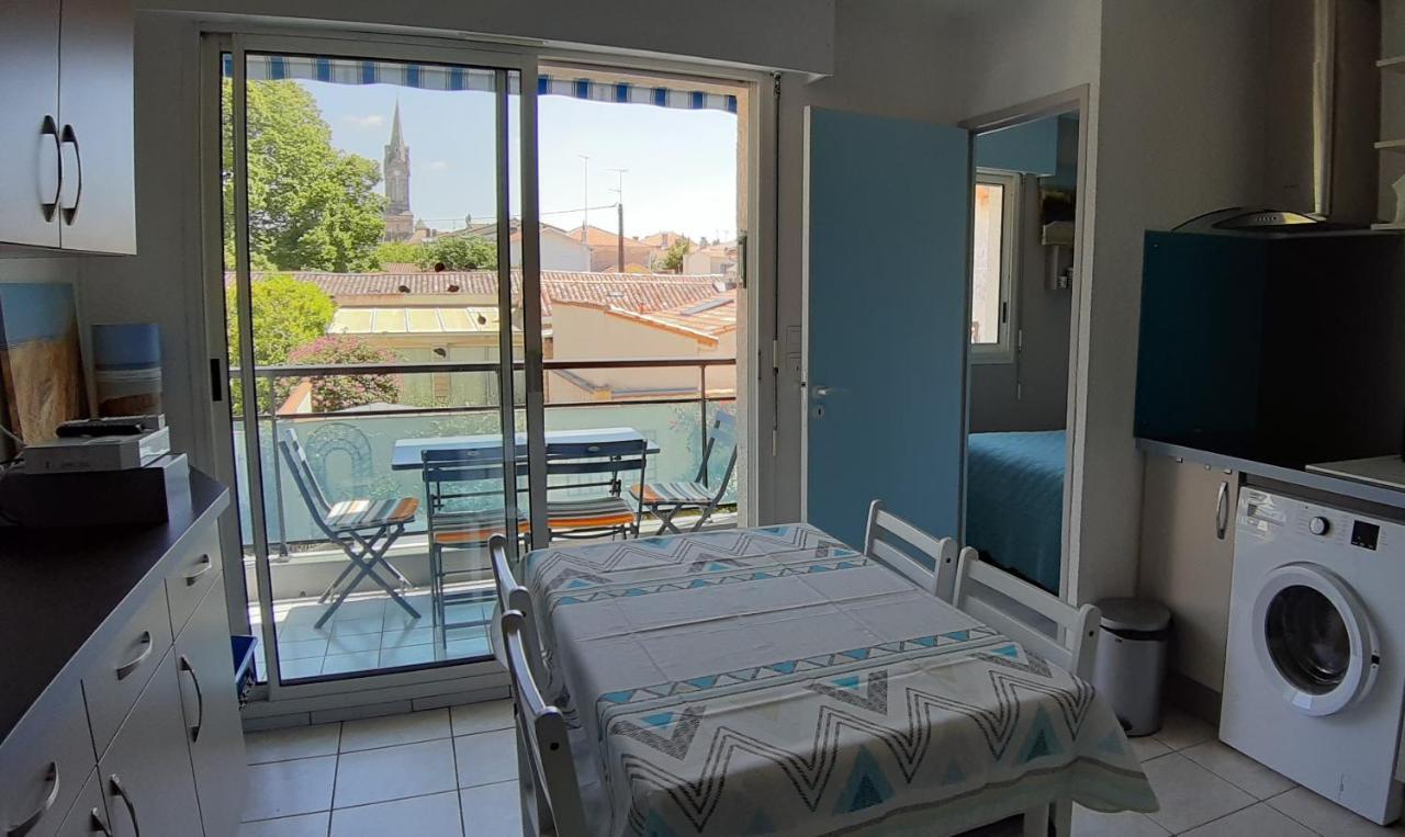 Appartement 2 Min A Pied De La Mer Et Du Centre Ville Saint-Georges-de-Didonne Exterior photo